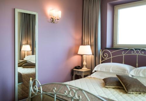 Queen Superior Double or Twin Room