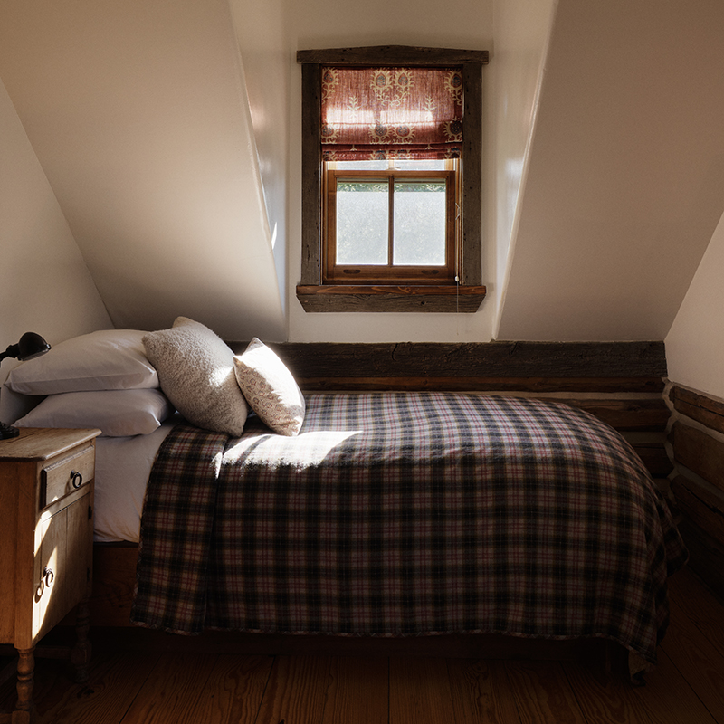 Tipping Cabin