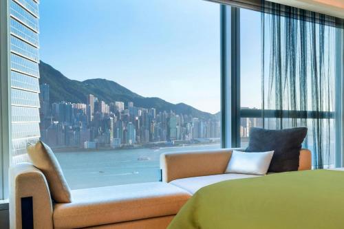 Spectacular King Room with Partial Harbor View