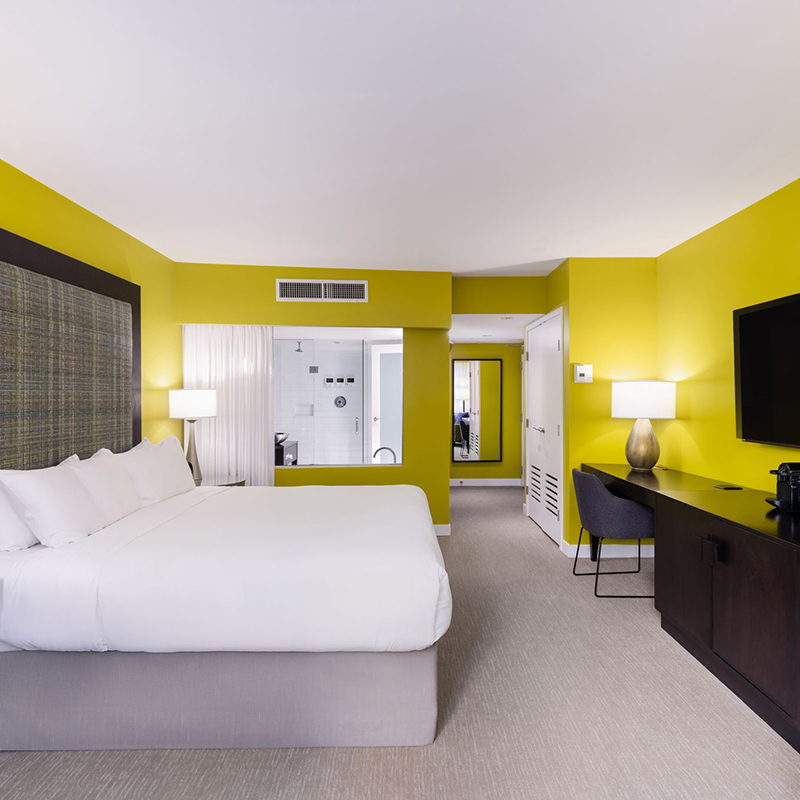 Deluxe Room - 1 King Bed