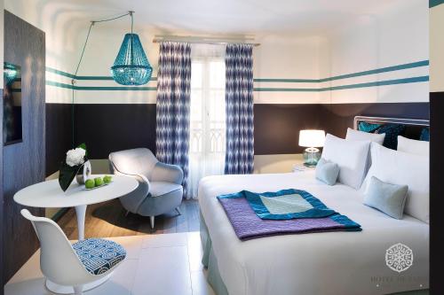 Classic Double or Twin Room