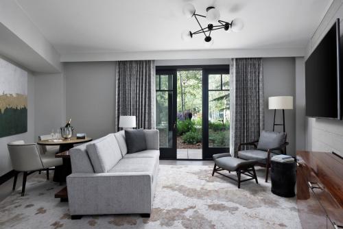 Executive Suite, King Bed