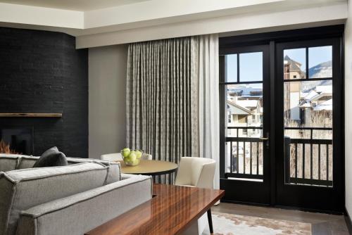 One Bedroom Suite