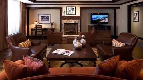 Prima Three-Bedroom Residence