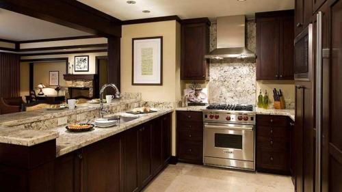 Grand Review Four Bedroom Residence
