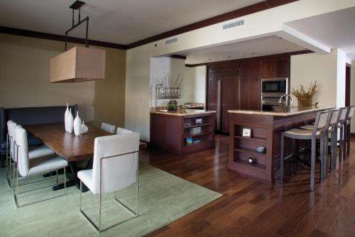Cappucino Two-Bedroom Residence