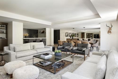 Lover's Leap  Four-Bedroom Residence