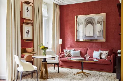 Premium King Room