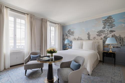 Superior Room with King Bed