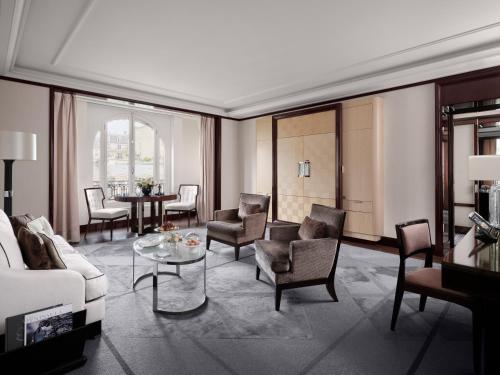 Grand Premier Suite
