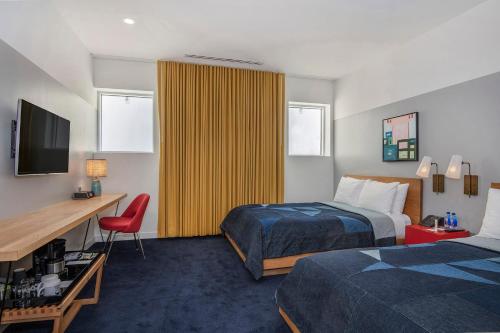 Deluxe Double Room Obstructed