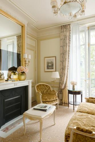Grand Deluxe Double Room