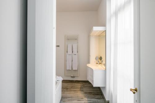 Deluxe Heritage Room