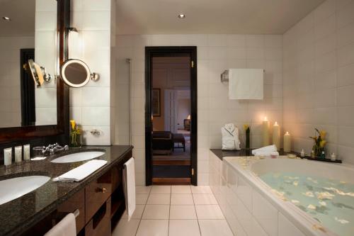 Palais Suite