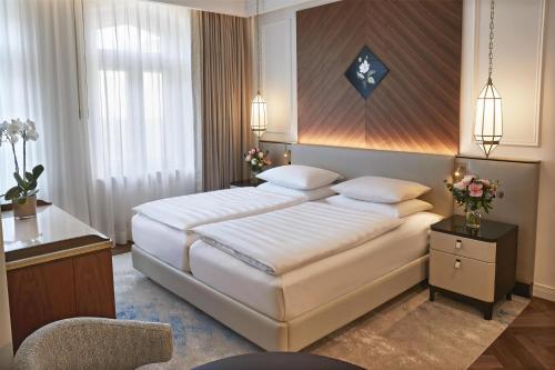 Signature Deluxe Room