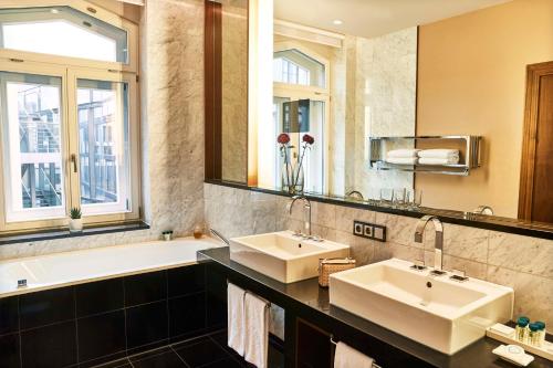 Two-Bedroom Suite with Balcony