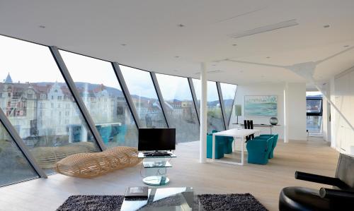 One-Bedroom Apartment with Balcony