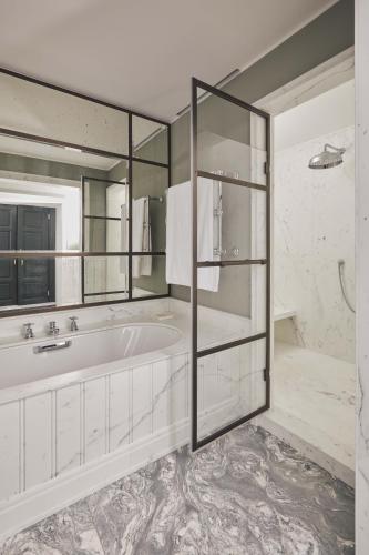 Premium Junior Suite