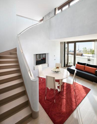 Panoramic Suite