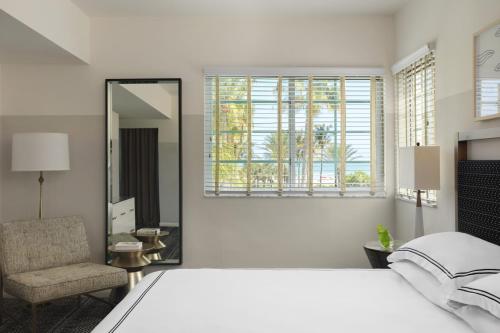 Premium King Room - Oceanfront