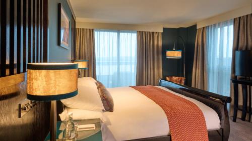 Signature Suite