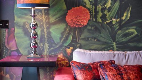 Signature Suite