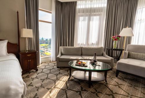 Signature Corner Room