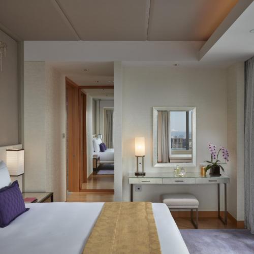 Premier Twin Suite