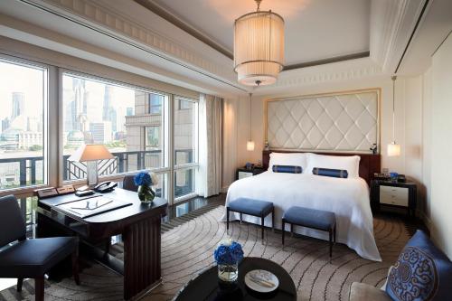 Deluxe Double Room with River View