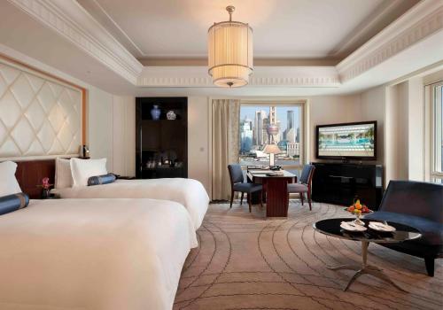 Grand Deluxe Double or Twin Room with River View