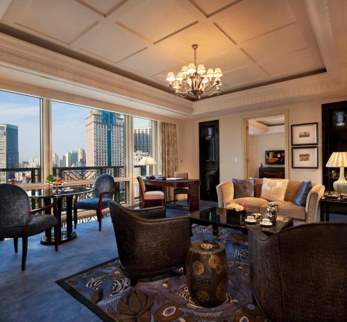 Deluxe Garden Suite