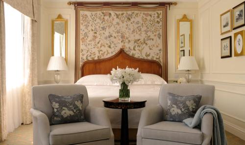 Garden Room with one king bed