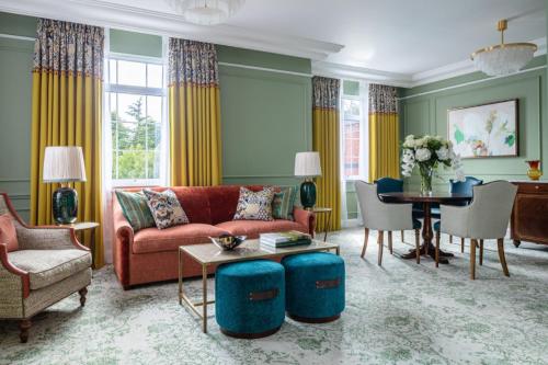 Daneshill Suite with one king bed