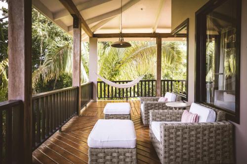 Signature Canopy Suite