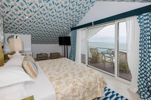Suite with Sea View