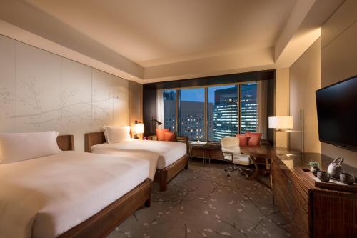 Executive Twin Room with City View