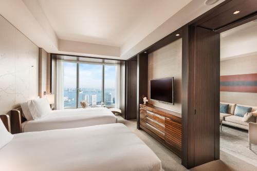 Twin Suite with Bay View