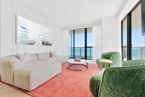 Oceanfront 2 Bedroom, Suite, Bedroom 1: 1 King, Bedroom 2: 1 Queen, Corner room, Balcony