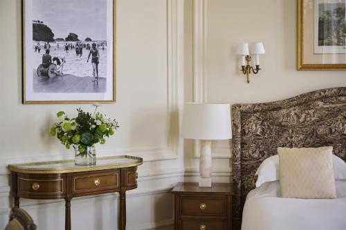 Deluxe King Room with Ocean View