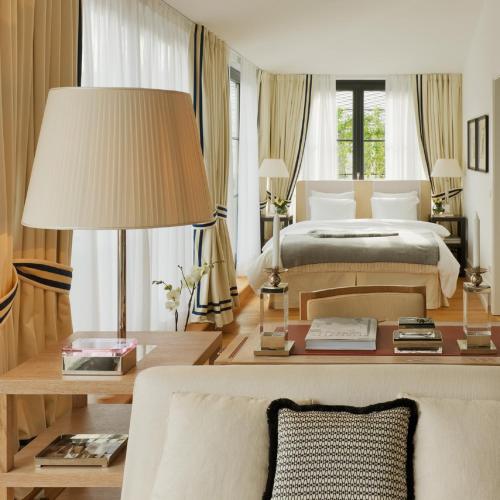 Penthouse Suite 
