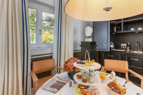 Penthouse Suite 