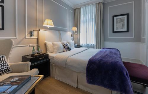 Master Balcony Suite