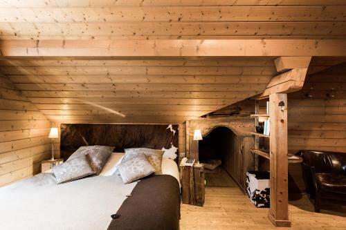 Double Room "Pleney" (2 adults + 1 child) 