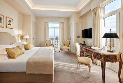 Deluxe Double Room with Sea View Terrace