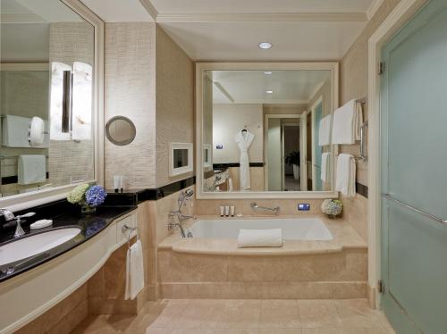 Deluxe Room with Two Queen Beds