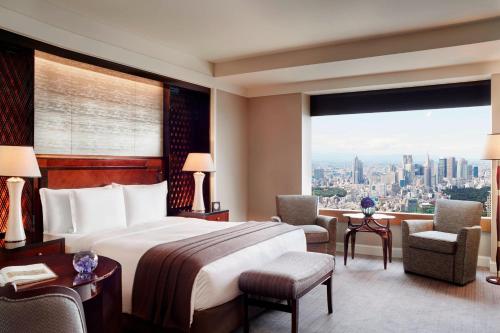 Club Deluxe King