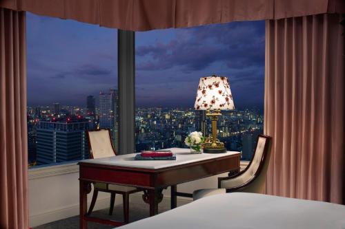 Club Superior Room, Club level, Guest room, City view