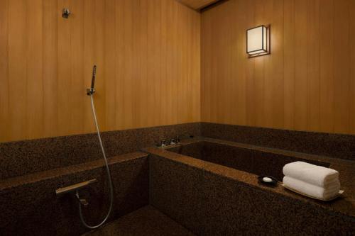 Japanese Suite, Suite, 5 Twin/Single Bed(s) futon, City view