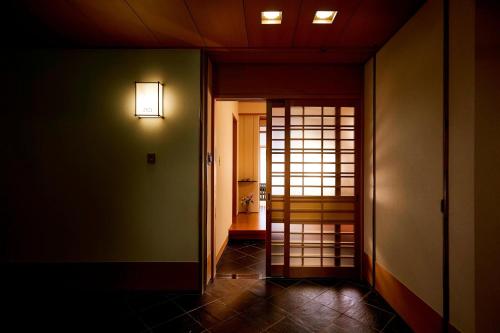 Japanese Suite, Suite, 5 Twin/Single Bed(s) futon, City view