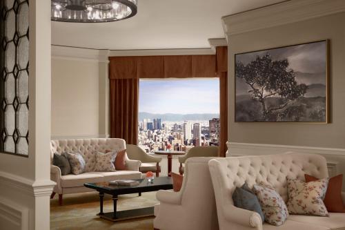 The Ritz-Carlton Suite, Presidential Suite, 1 King